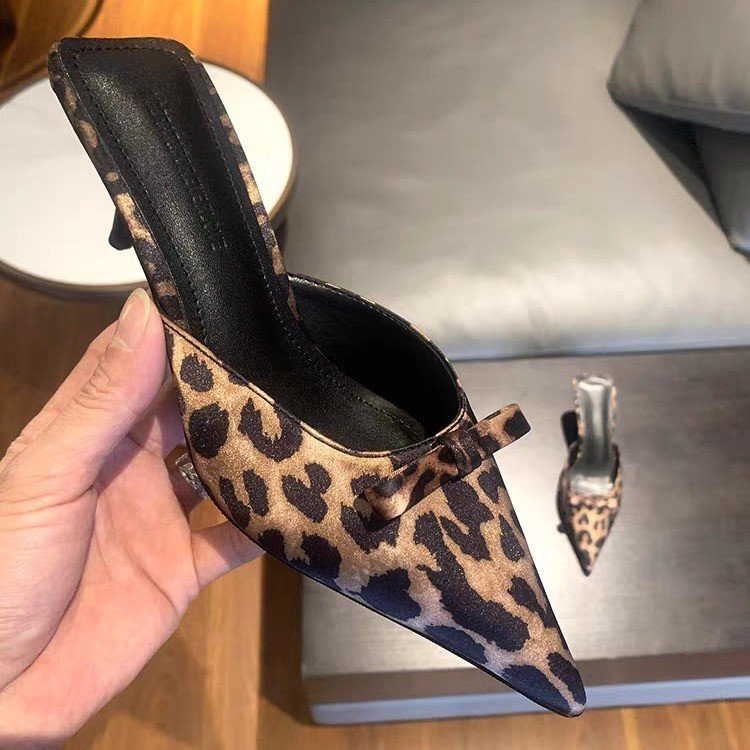 Zapatillas de tacón alto con e - Ethnic Fashion In reseña y precio