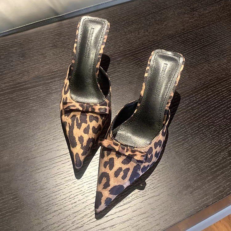 Zapatillas de tacón alto con e - Ethnic Fashion In reseña y precio